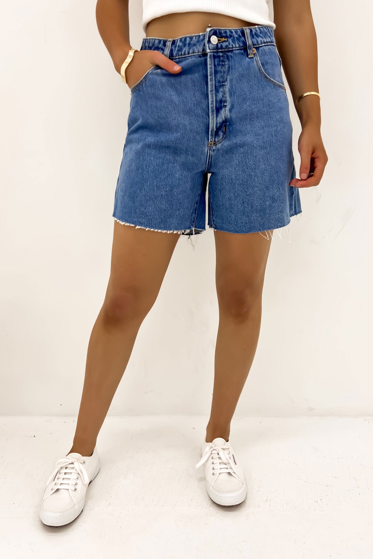 90's Relaxed Short