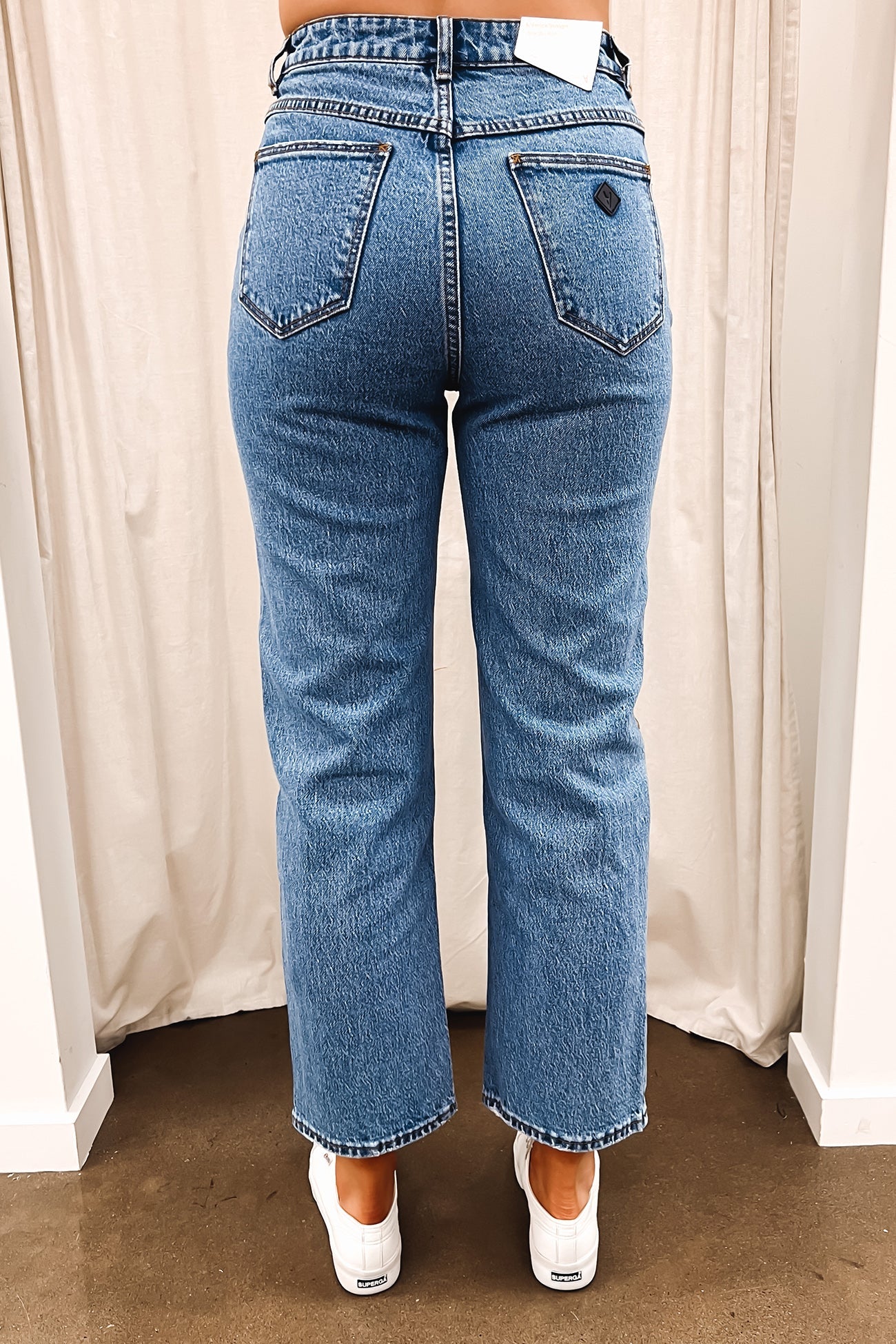 A Venice Straight Jean Parker Organic