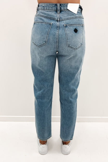 A 94 High Slim Jean Lindsey Hemp