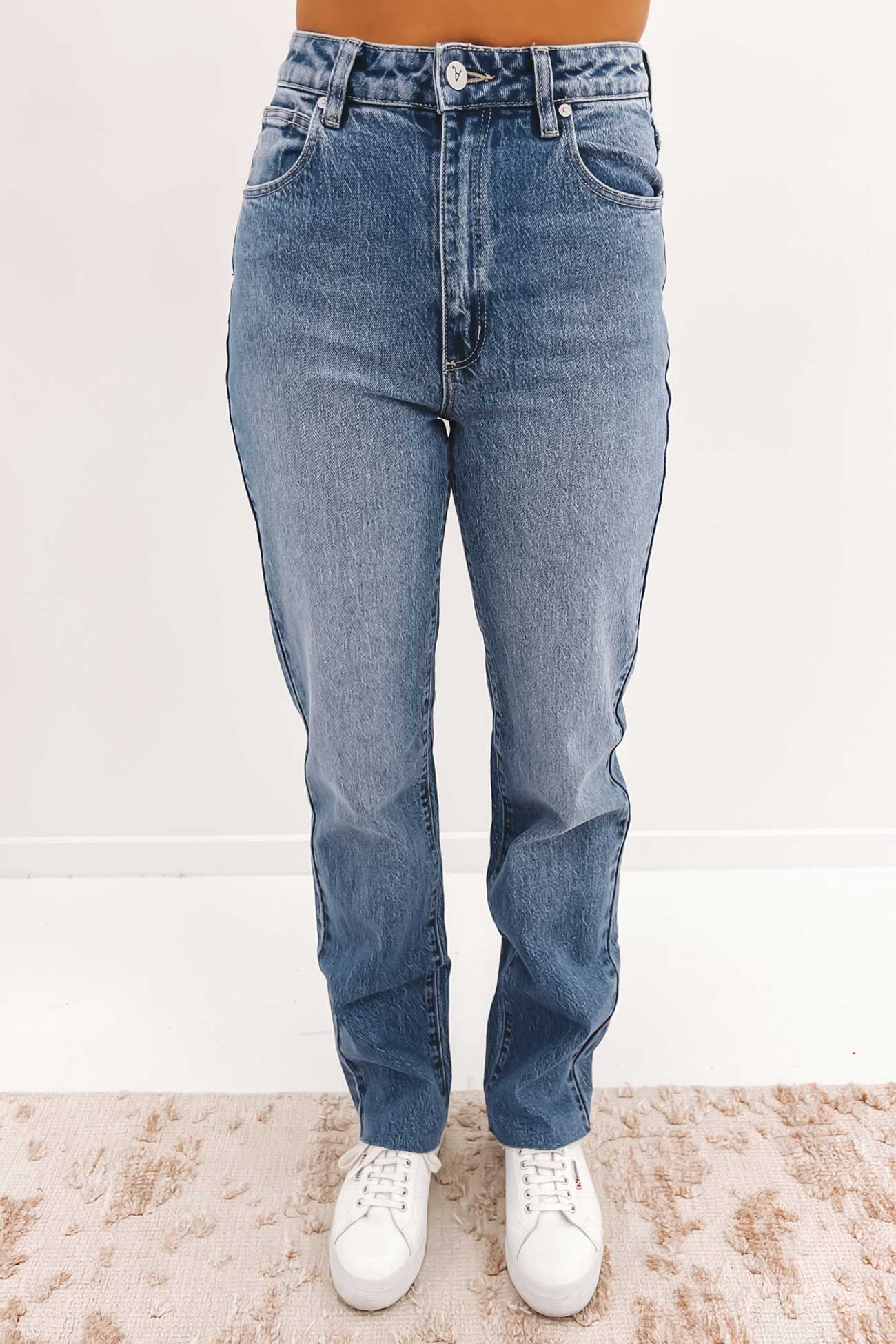 A 94 High Straight Jean