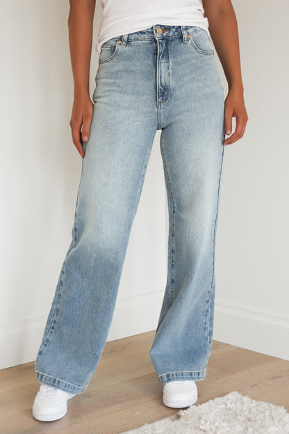 A 94 High & Wide Jean Jody