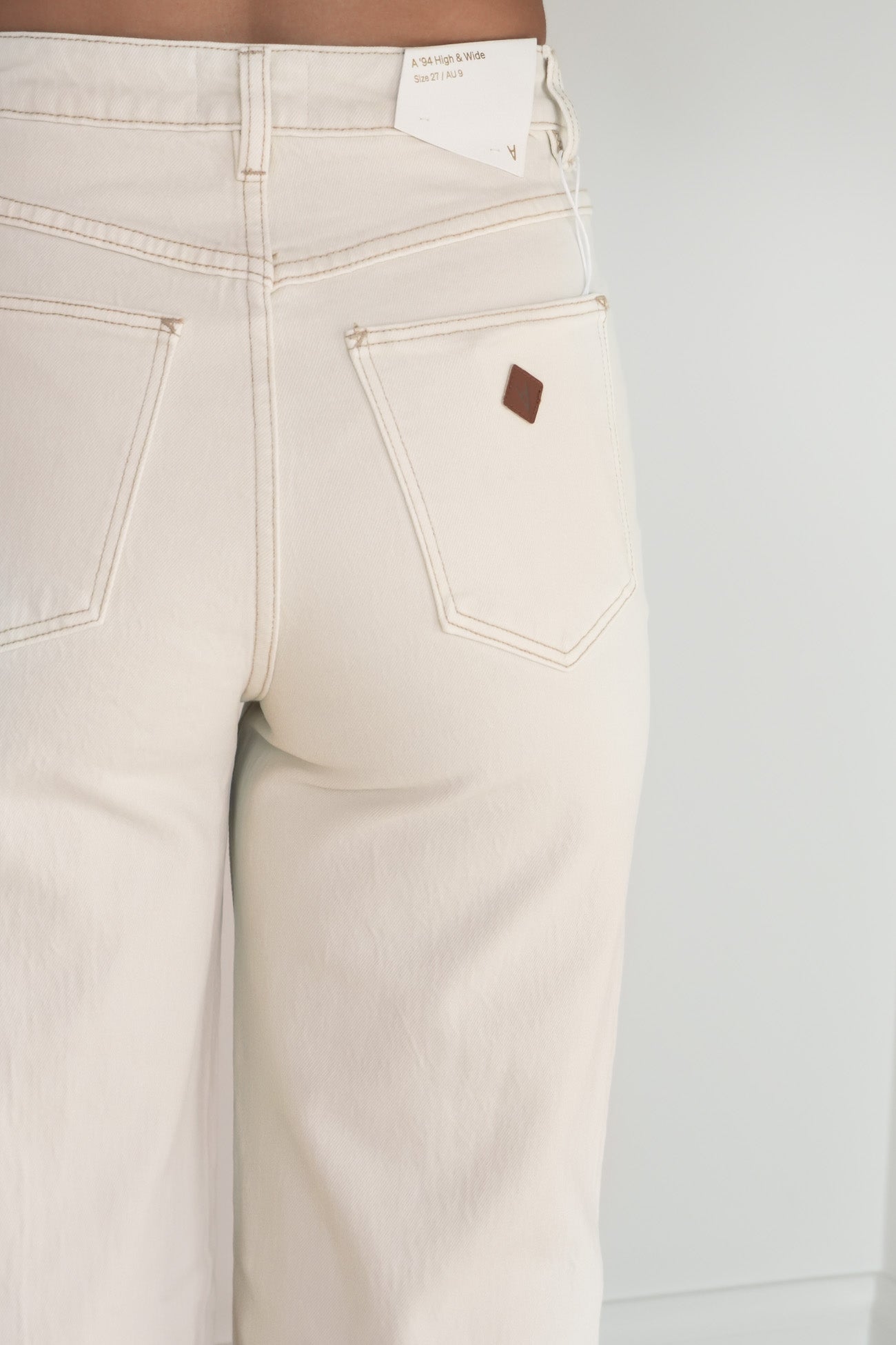 A 94 High & Wide Jean Vanilla