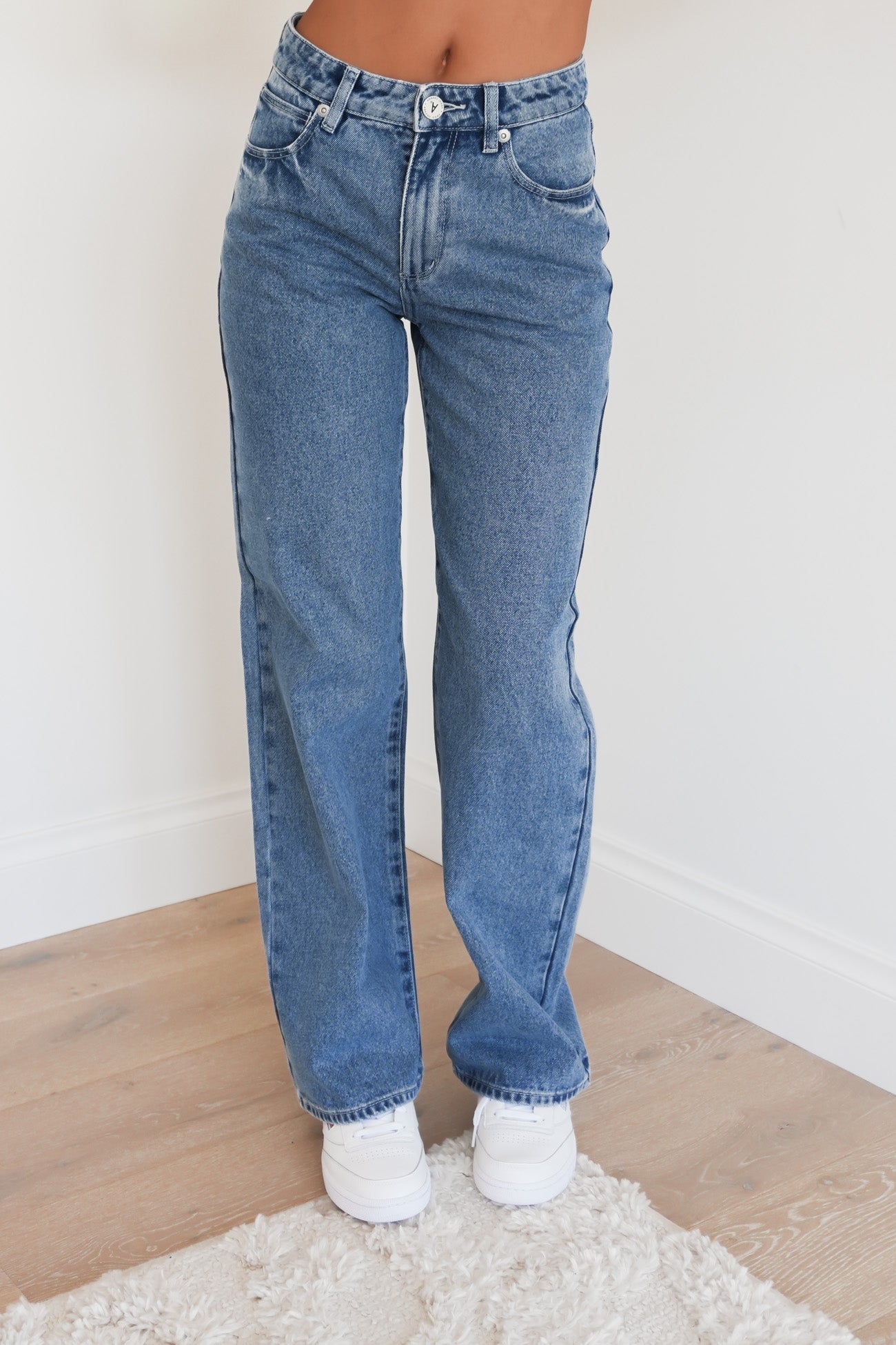 A 95 Mid Baggy Jean
