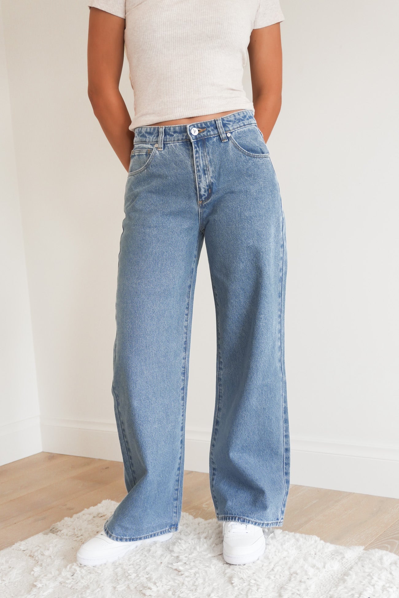 A 95 Mid Baggy Petite Jean Gigi