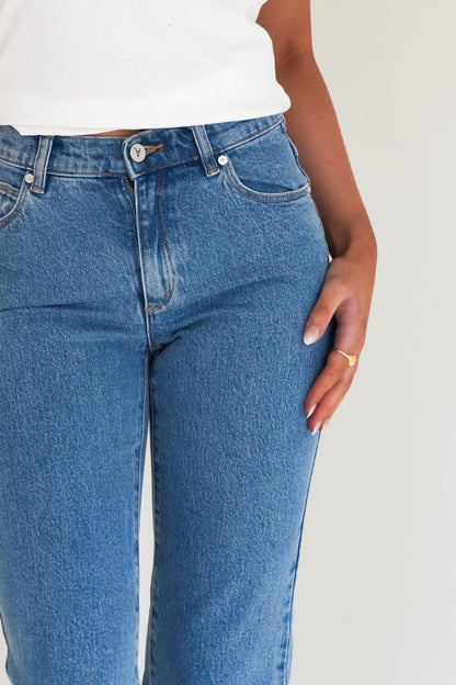 A 95 Mid Straight Jean Debbie