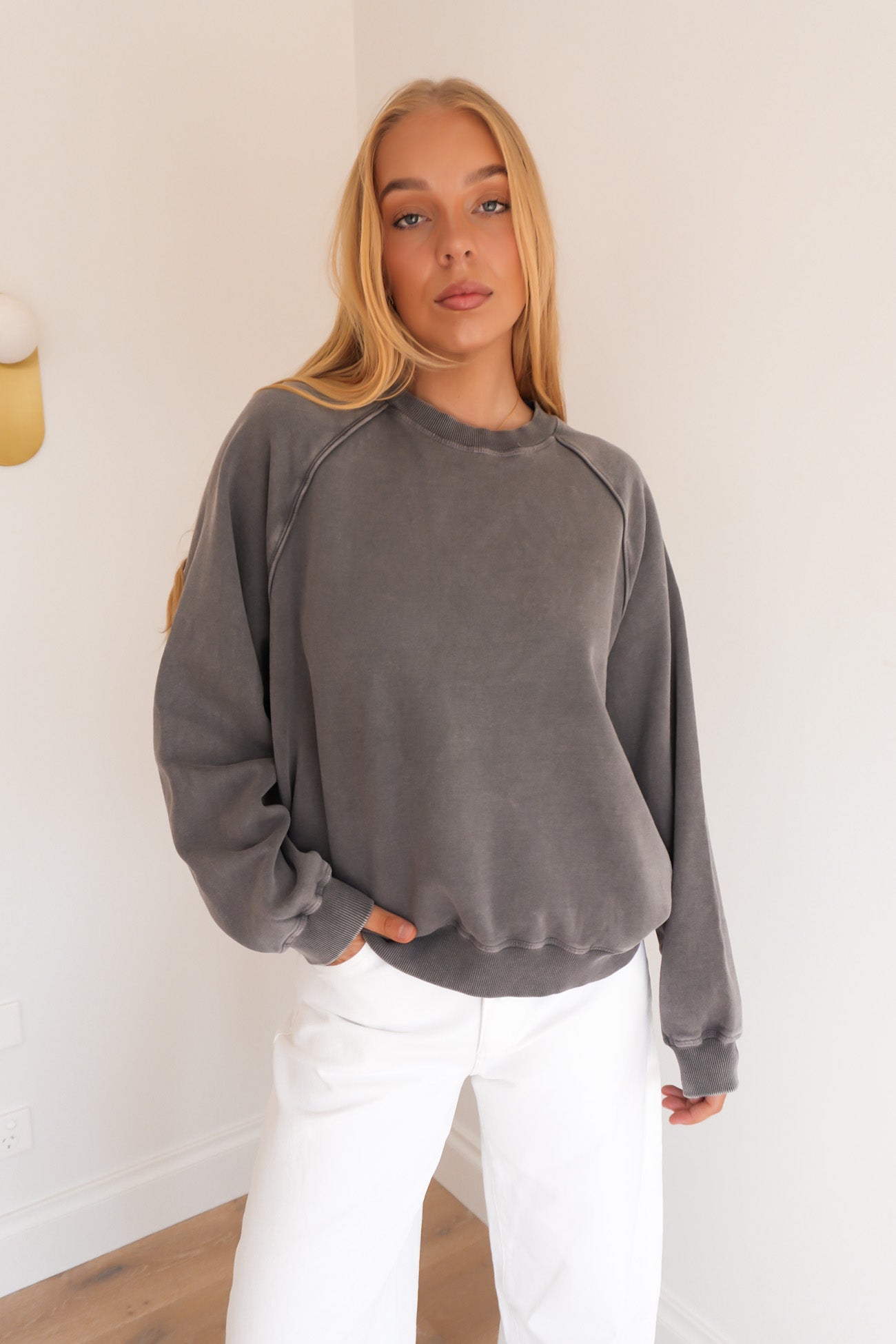 AAE Vintage Raglan Crew