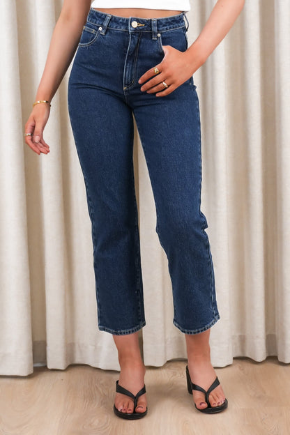 A Venice Straight Jean Tara