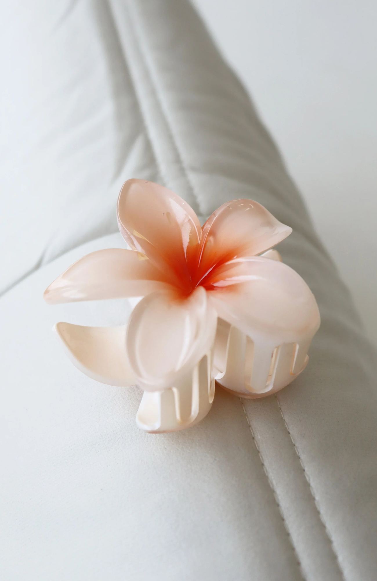 Aloha Claw Clip Orange
