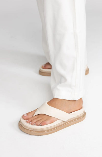 Amaya Thongs Bone
